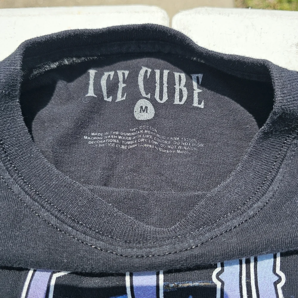 Ice Cube Graphic T-Shirt in Black and Blue - Picture 4 of 4